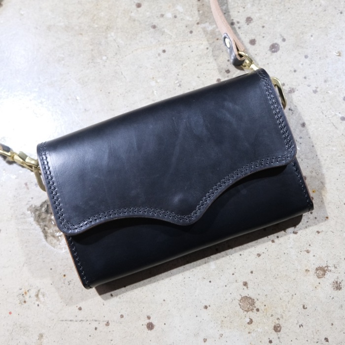 ART BROWN �����ȥ֥饦���VGC00002NJ�ۡڥ����२������ ������åȥХå��� ���� ��� ���� �������� ��13cm x ��20cm x ��3.5cm