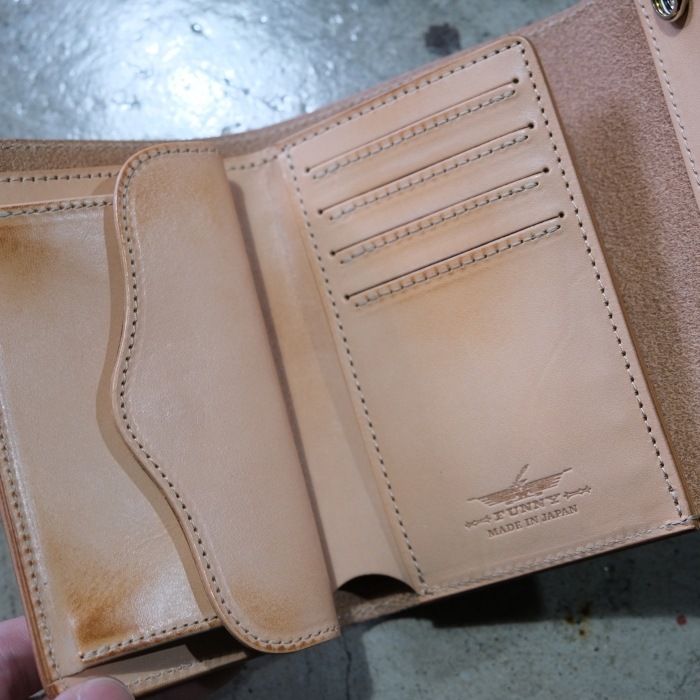 FUNNY �ե��ˡ���DOUBLE DOTS BILLFOLD�ۢ�֥饤�ɥ�쥶����������ơ����ե��˥å�����TAN�� ���֥�ɥåȥӥ�ե����� �ߥɥ륦����å� ���� 