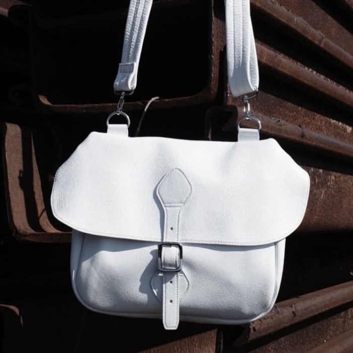 THE GOOD OVERALLS �����åɥ����С������륺��THE GOOD MUSSETTE LEATHER BAG�ۢ�White��ߥ奼�åȥХå� �쥶�� �ܥ̥�� ���� ���å����إ��å� ������