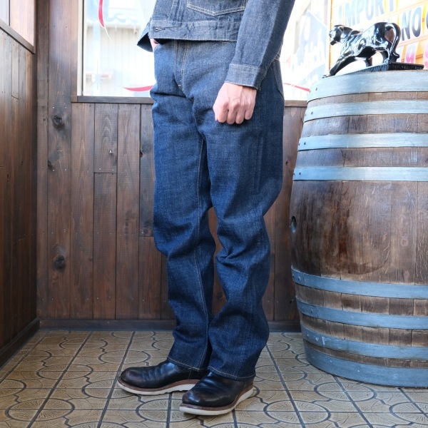 TROPHY CLOTHING �ȥ��ե������������󥰡�1605�ۡ�Standard Dirt Denim�ۥ���������� �����ȥǥ˥� �ǥ˥�ѥ�� ����ѥ�� ������