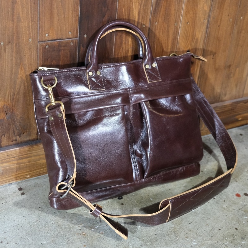 Y'2 LEATHER �磻�ġ��쥶�� ��BG-20�ۡ�HORSE HIDE HELMET BAG ��PULL UP HORSE�� �ۥۡ����ϥ��ɥإ��åȥХå� �ץ륢�åץۡ��� �ܳ� ������