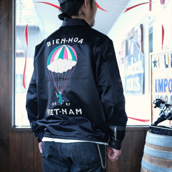 TAILOR TOYO �ơ��顼���Ρ�TT15891��Mid 1960s Style Satin Vietnam Jacket ��PARACHUTE�� �٥ȥ���� �����٥˥� ��������� ���ƥ� �ѥ饷�塼��