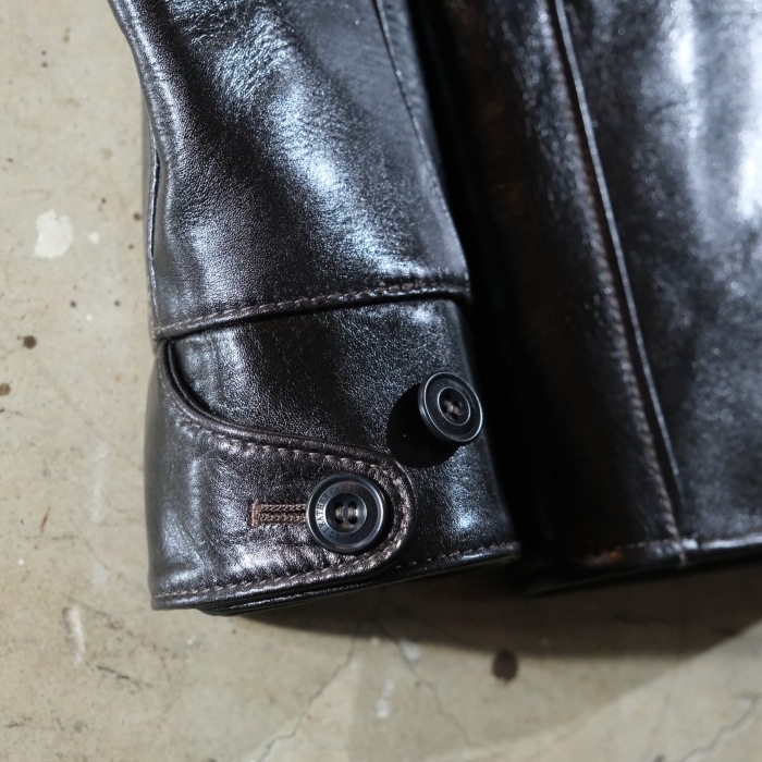 Y'2 LEATHER �磻�ġ��쥶����LSC-76-C�ۡ�ANILINE STEER ROUNDED HEM CAR COAT�ۢ�BLACK���44XXL�� ���˥�󥹥ƥ����������� �׸���1.5mm MADE IN JAPAN