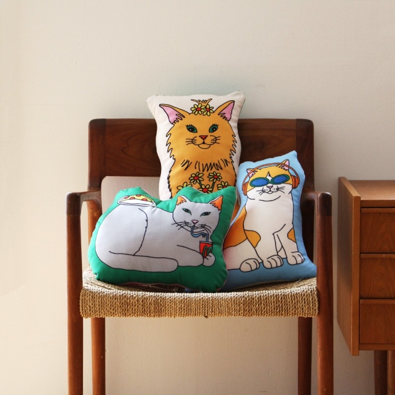 MIDORI KOMATSU Plays with DETAIL INC.THE ENJOY C&D CLUB CUSHIONۢLARGE䥯å ԥ   ޥե СǺ