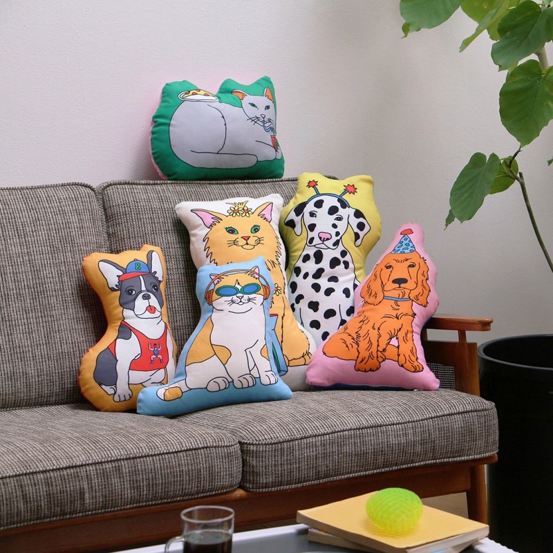 MIDORI KOMATSU Plays with DETAIL INC.THE ENJOY C&D CLUB CUSHIONۢMIDIUM䥯å ԥ  ޥե СǺ