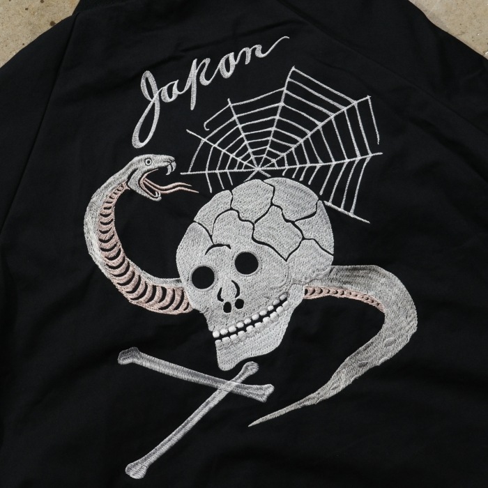 THRIFTY LOOK ����եƥ���å���TL26S001�ۡ�SNAKE & SKULL SOUVENIR BLOUSON�ۢ�Black Canvas�䥹���٥˥��֥륾�� ���㥱�å� ��������� ���͡���������