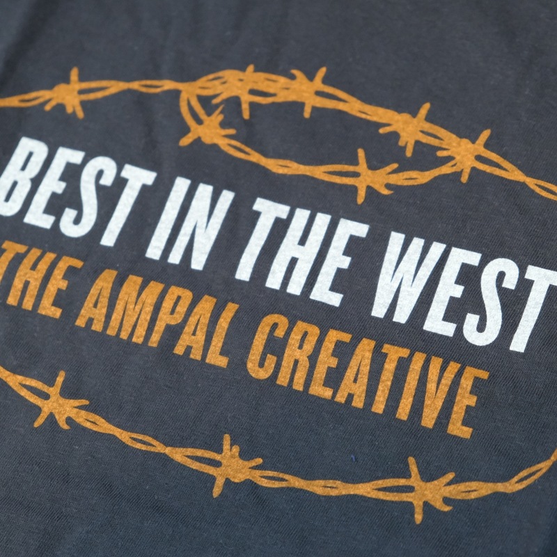 THE AMPAL CREATIVE  ѥ륯ꥨƥ֡PREMIUM PRINTED TEESۢBARBWIRE ץT 6.1 oz ƹܥǥ åȥ100%