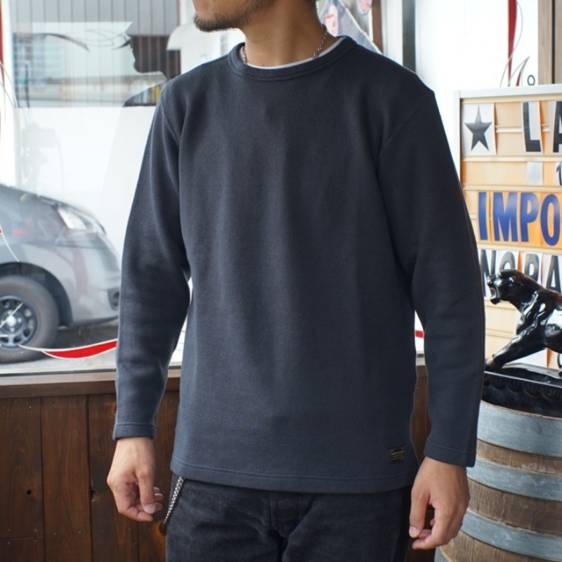 TROPHY CLOTHING �ȥ��ե������������� ��ϥ���������Naval L/S Tee�ۢ�Charcoal�� 30��ǯ��ǰ �ʥХ���󥰥��꡼�֣� ���åȥ�˥å� �������� ������