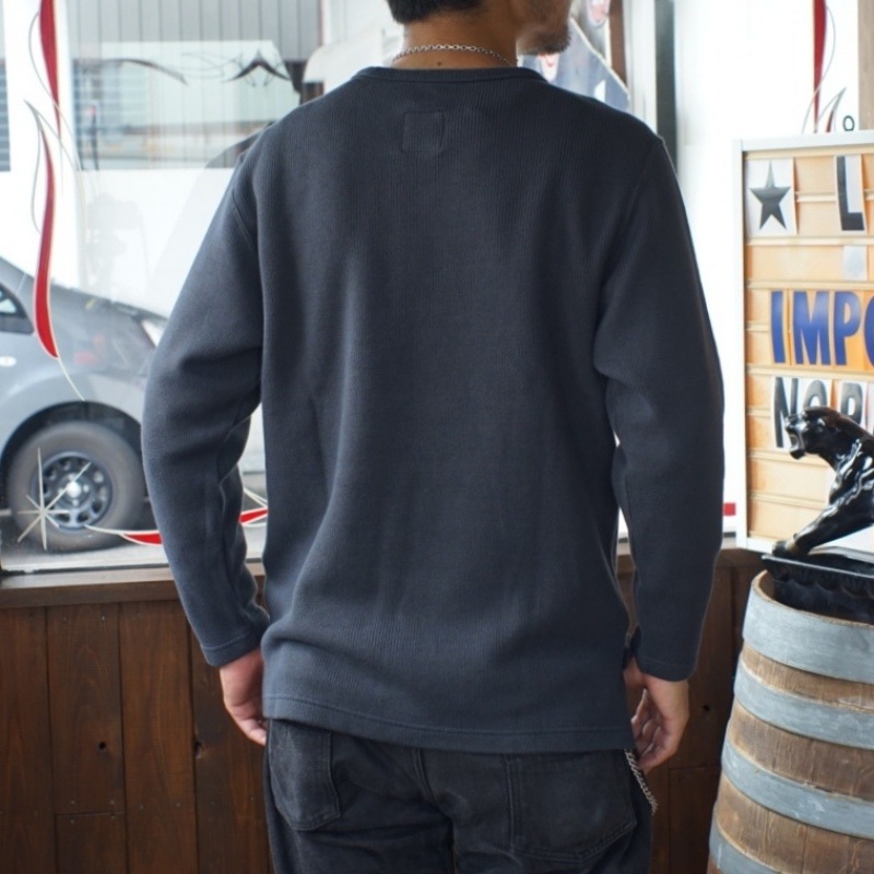 TROPHY CLOTHING �ȥ��ե������������� ��ϥ���������Naval L/S Tee�ۢ�Charcoal�� 30��ǯ��ǰ �ʥХ���󥰥��꡼�֣� ���åȥ�˥å� �������� ������