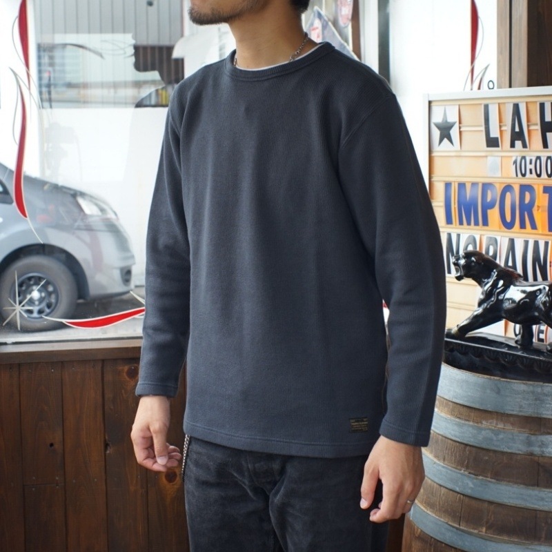 TROPHY CLOTHING �ȥ��ե������������� ��ϥ���������Naval L/S Tee�ۢ�Charcoal�� 30��ǯ��ǰ �ʥХ���󥰥��꡼�֣� ���åȥ�˥å� �������� ������