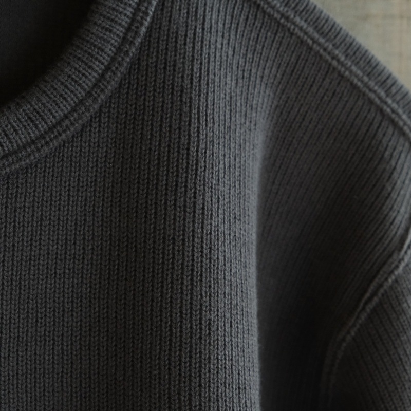 TROPHY CLOTHING �ȥ��ե������������� ��ϥ���������Naval L/S Tee�ۢ�Charcoal�� 30��ǯ��ǰ �ʥХ���󥰥��꡼�֣� ���åȥ�˥å� �������� ������