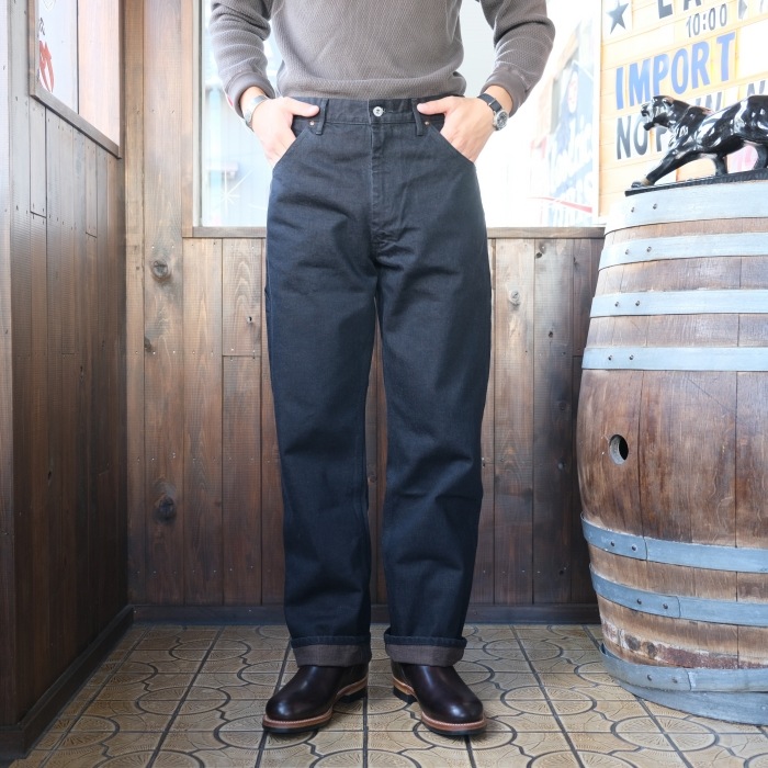 TROPHY CLOTHING x LAHAINA�ȥ��ե������������󥰡�Painter Blackie Denim�������֥�å����ڥ��󥿡��ѥ�� �֥�å��ǥ˥� 