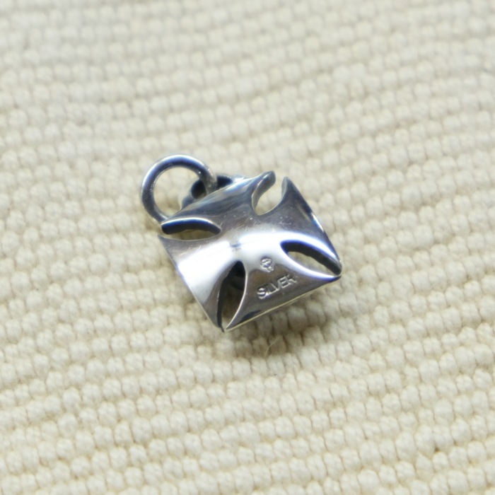 STAMP WORKS ������ץ������SWP-005TQ�ۡ�Iron Cross Pendant�ۢ㥿���������դ��� �������󥯥����ڥ����� �ϥ�ɥᥤ�� ����С�SILVER