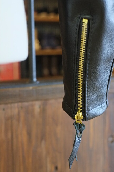 Langlitz Leathers(󥰥åĥ쥶)<BR>DEATH'S HEAD CASCADEۢPADDED MODELǥإåɥ㥹<BR>饤㥱åȢGOAT SKIN仳ӳ<BR>70ǯ꥿դ ⡼쥶