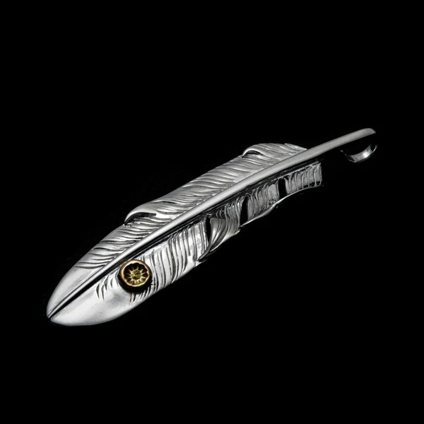 MOTOR NEW VINTAGE ⡼FT-07LۡFEATHER PENDANT (18K GOLD ACCENT) ۢMEDIUMK18᥿ե() MOTO LEATHER 