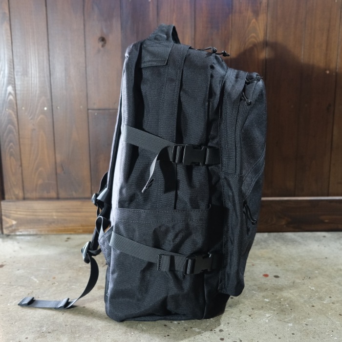 BLUCO �֥륳��157-71-018�ۡ�BURIC NYLON DAY BAG�ۥ֥�å��ʥ�����ǥ��Хå� �Хå��ѥå� 360��490��220(mm)  39L