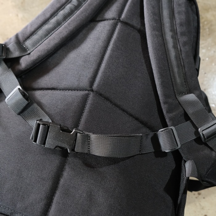 BLUCO �֥륳��157-71-018�ۡ�BURIC NYLON DAY BAG�ۥ֥�å��ʥ�����ǥ��Хå� �Хå��ѥå� 360��490��220(mm)  39L