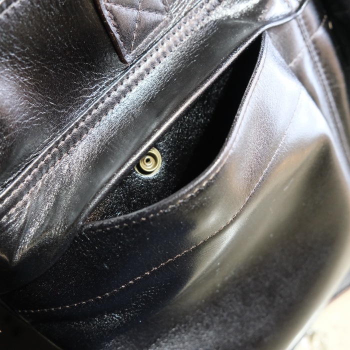 Y'2 LEATHER �磻�ġ��쥶�� ��BG-20�ۡ�ANILINE STEER HELMET BAG�ۢ�BLACK(TEA-CORE)�䥹�ƥ��ϥ��ɥإ��åȥХå� ���˥�󥹥ƥ� ���� ������