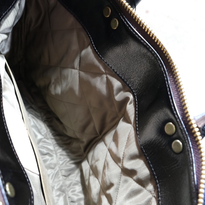 Y'2 LEATHER �磻�ġ��쥶�� ��BG-20�ۡ�ANILINE STEER HELMET BAG�ۢ�BLACK(TEA-CORE)�䥹�ƥ��ϥ��ɥإ��åȥХå� ���˥�󥹥ƥ� ���� ������