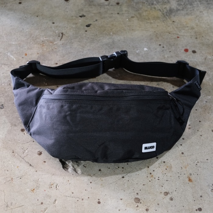BLUCO �֥륳��157-71-014�ۡ�BURIC NYLON BODY BAG�ۥ֥�å��ʥ�����ܥǥ��Хå� 300��160��10(mm) 5L