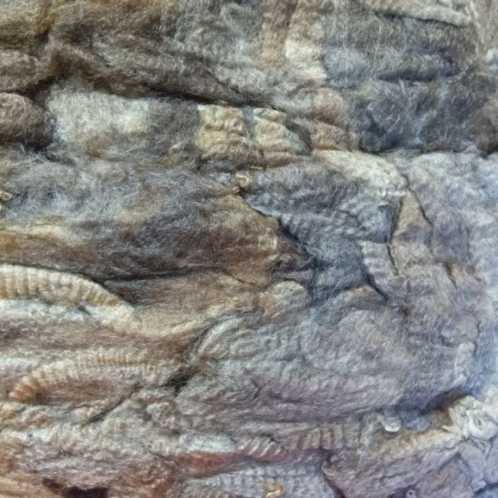 コリデール　ブラウン１　グリージーウール　1Kg単位  ＜紡毛 紡ぎ 染め 羊毛 フェルト＞