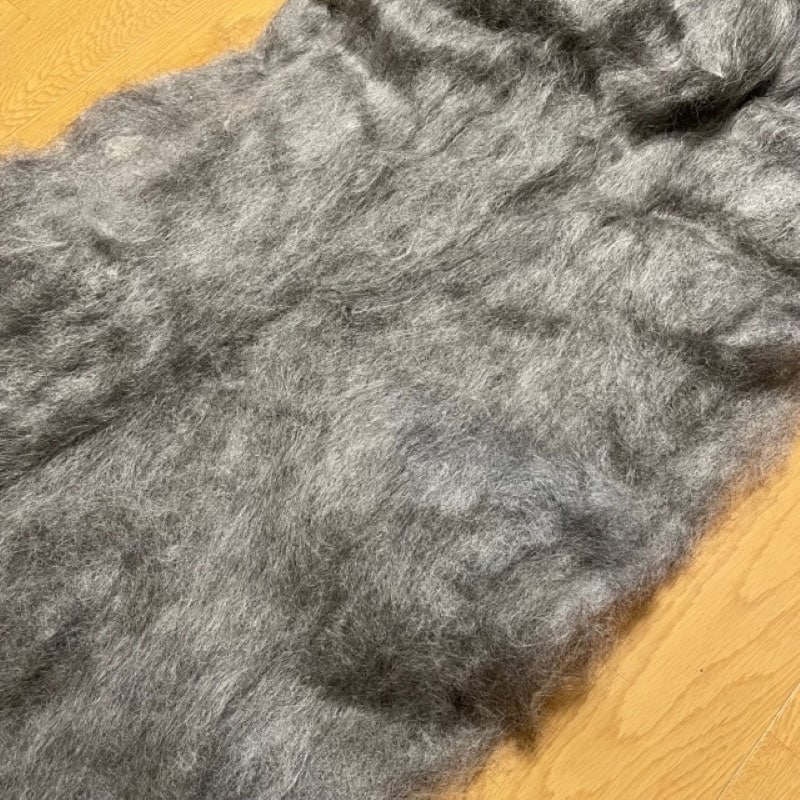 ゴットランド・ナチュラルカラー500gバット状 <紡毛 紡ぎ 染め 羊毛 フェルト>