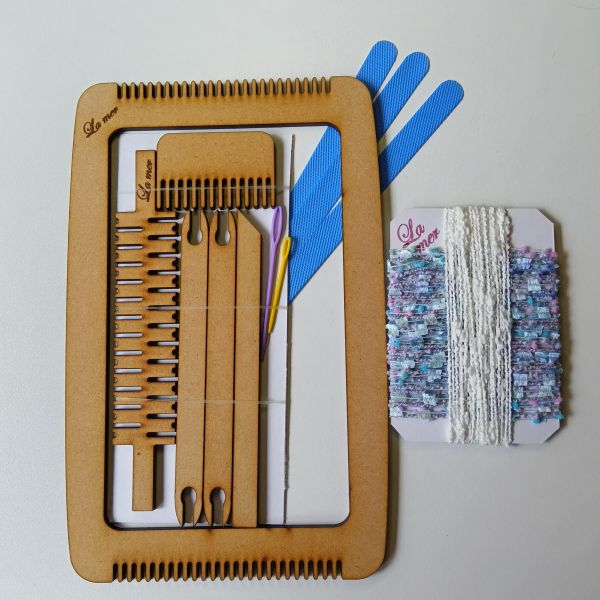 ラ・メール 小さな木枠織り機　キラキラコースターキット 【メール便可】＜卓上 手織り機＞