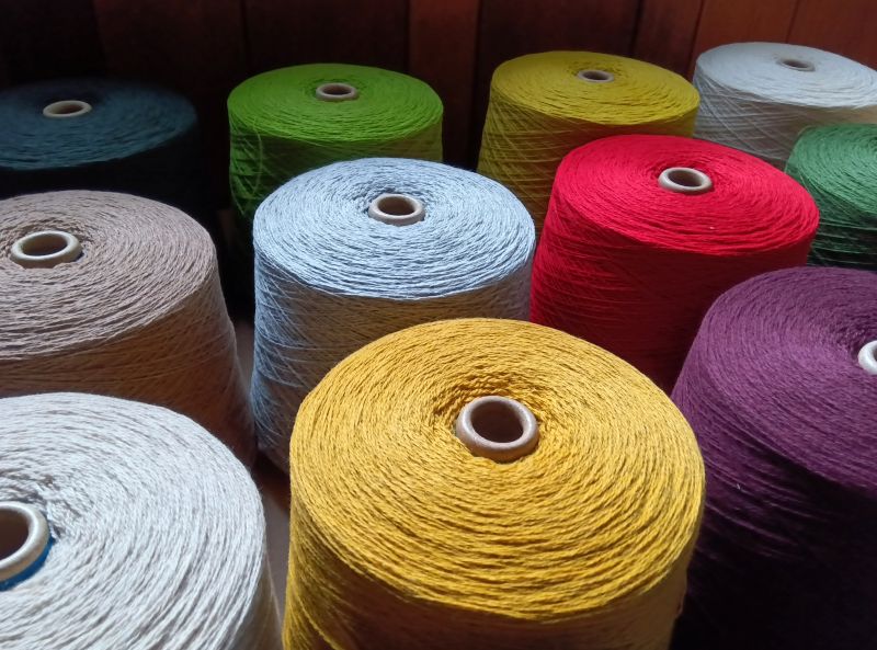 ラムウール１００％  純毛糸 2/14   100g ＜織り 編み ニット 毛糸 ラム 糸＞