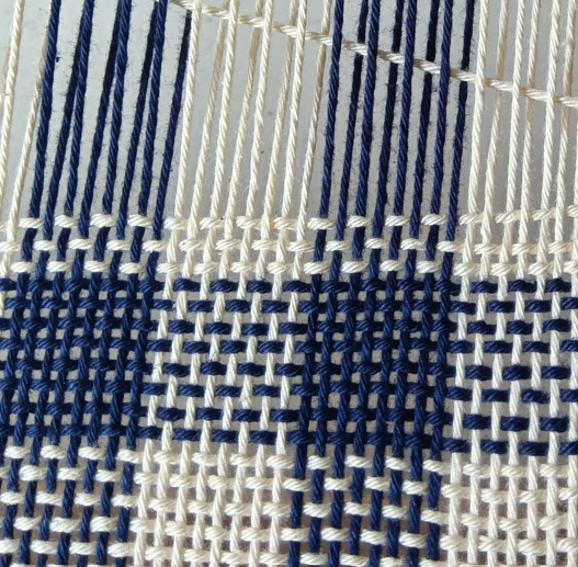 ラ・メール「卓上手織りアドバイザー」通信講座　テキスト＆糸セット　　　 ＜卓上 手織り 通信教育 講座 織物＞