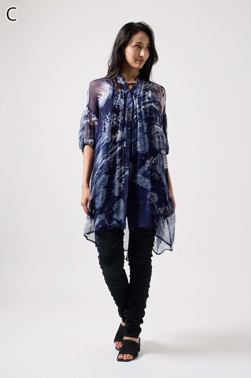 【美品】ASTREAT ハーフジップブラウス　ネイビー UNITED ARROWS LTD. OUTLET｜<ASTRAET>ハーフジップ ハイネック