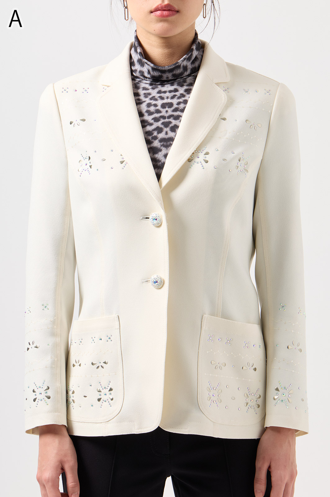 新品　伊太利屋　ダウンジャケット　サイズ11 号　ライトグレー 伊太利屋 ダウンジャケット 11号 Lサイズ ブラウン 美品 - メルカリ