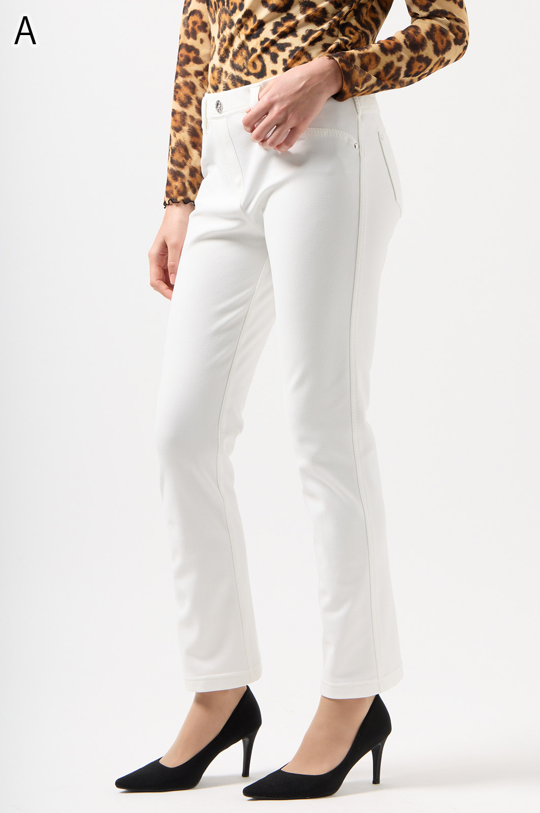 ぱむ。ページ 変幻する半透明ボディ キャップ式ペンに新たなスタイルを提案する