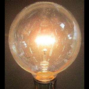 Gc100v57w95 10個入り Yazawa 95ミリ径 電球60w形 クリアガラス E26口金 全長 127mm 省電力 57w 定格寿命 00時間 ボール電球 Yz の通販 ランププロ Com