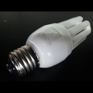 EFD21EN | 東芝(TOSHIBA) 48ミリ径 D21形 3波長形昼白色(5000K) E26