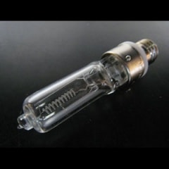 JCV100V100WASN | USHIO 定格電圧(100V) 消費電力(100W) クリア 色温度