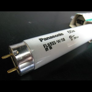 FL65SS・W/58 [25本入り/1ケース販売] || Panasonic 65形 管外径(28mm