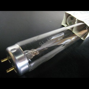 GL-40 殺菌灯 4本セット【新品】 パナソニック(Panasonic) GL40 40形 殺菌ランプ アカリセンターの公式