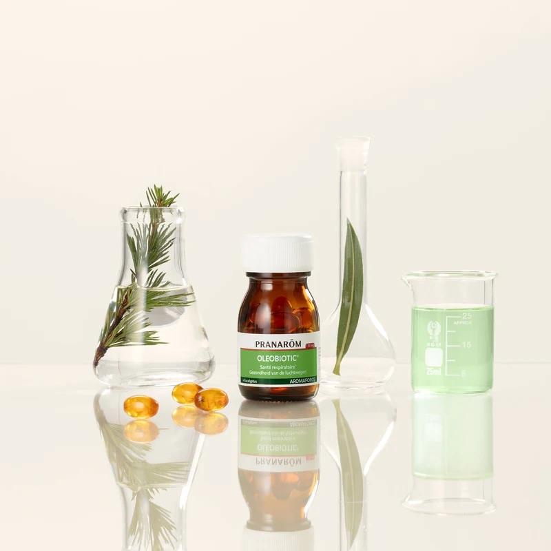 【プラナロム】　オレオビオティック《呼吸器官の健康維持に》5種類の精油オレガノ、アカマツヨーロッパ、ユーカリラディアータ、レモン、シナモン 経口用精油カプセル （5日間集中して服用15錠）　Oleobiotic Aromaforce- PRANAOM
