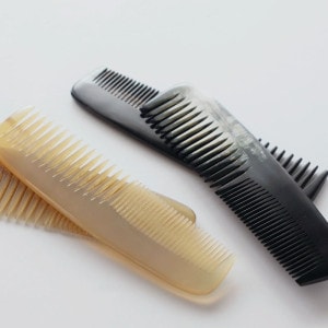 300H HAIRDRESSING 13cm WIDE-NARROWKOSTKAMMʥȥ