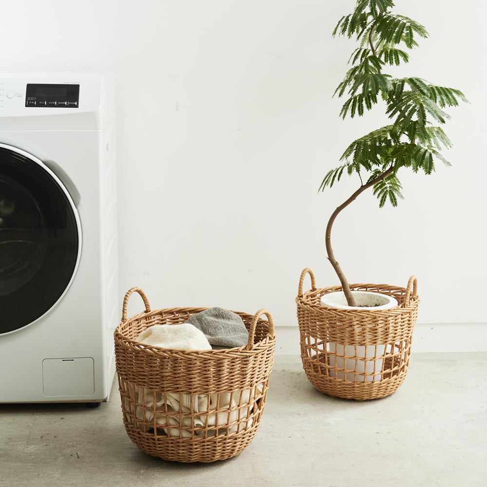 ナチュラルタッチがインテリアに馴染む 持ち手付きラウンドバスケット