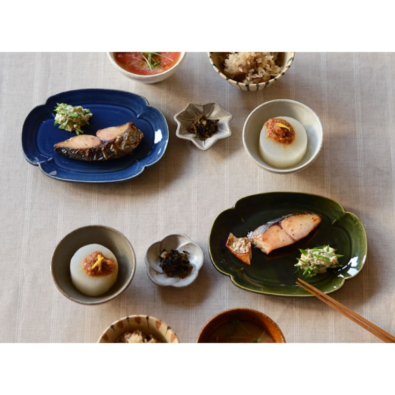 【新品未使用】スタジオエム　リアン　焼物皿　白　4点セット　バラ売可 新品未使用】スタジオエム リアン 焼物皿 白 4点セット バラ売可