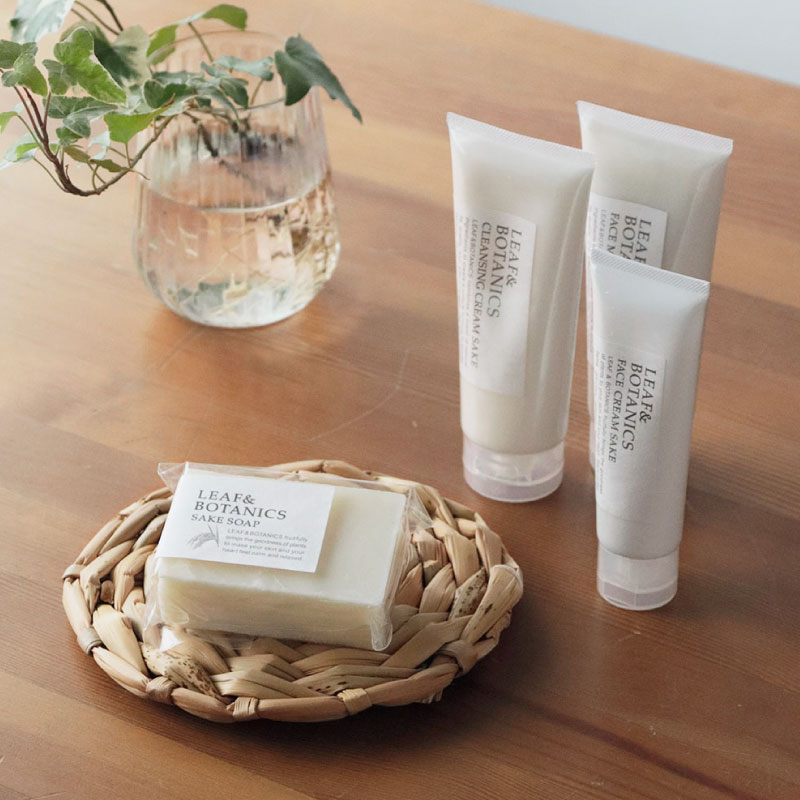 ����󥸥󥰥��꡼�� ���Ƽ�LEAF&BOTANICS(�꡼��&�ܥ��˥���)