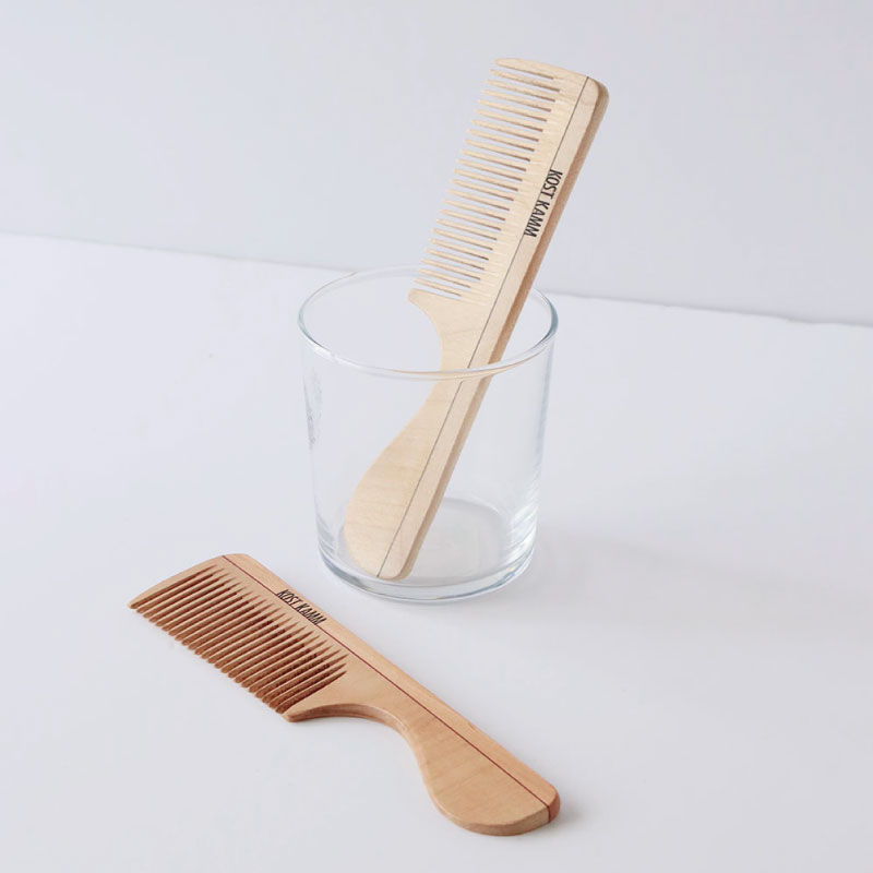 6 COMB WITH HANDLE 18CM WIDE��KOSTKAMM�ʥ����ȥ����
