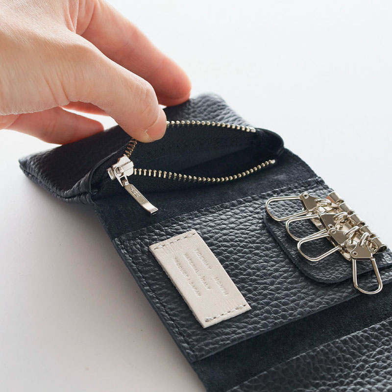 MONTH KEY CASE��TIDEWAY