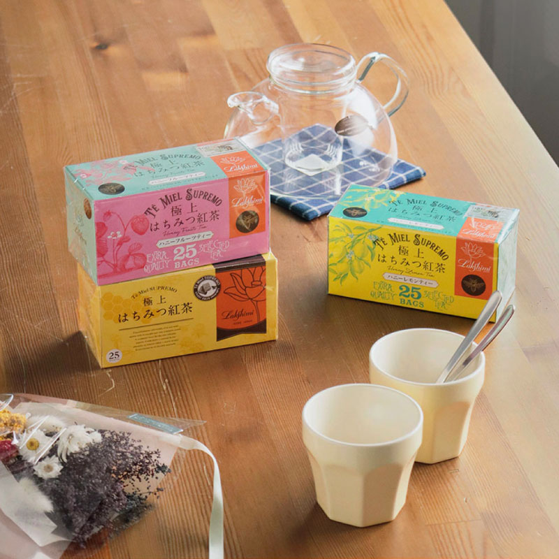 ˾ϤߤĹ ϥˡե롼ĥƥLakshimiʥ饯ߡ