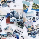 即日出荷 浮世絵 和風 ステッカー シール 切手風 シール 箱入り 45枚 海外シール 手帳デコ コラージュ 素材 ラベル デザイン 封かんシール 封緘シール アルバム  レトロ ジャンクジャーナル 