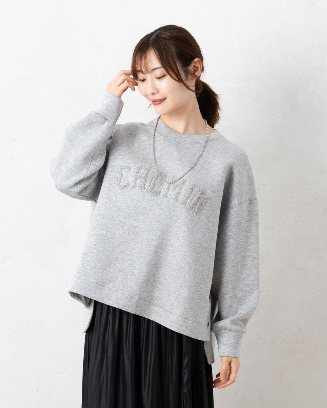 サガラ刺繍ダンボールカットソー