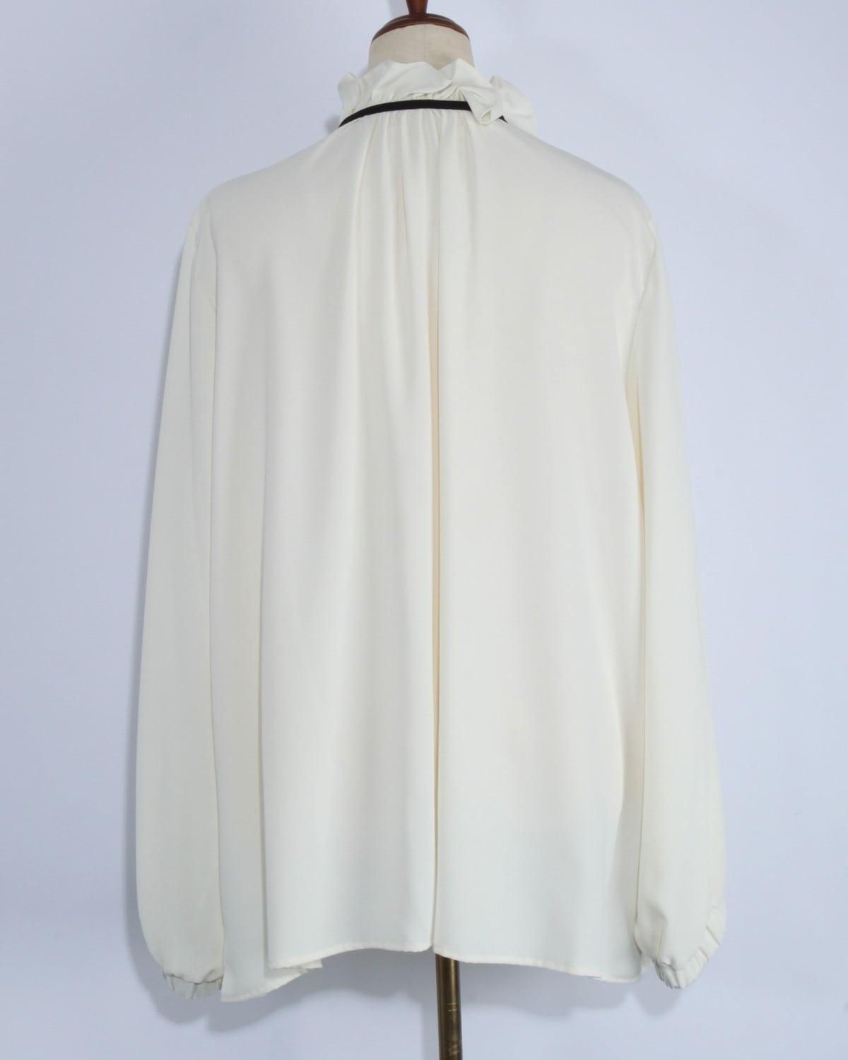 ジョーゼットフリルリボンブラウス | すべての商品 | LATO＊CALLE