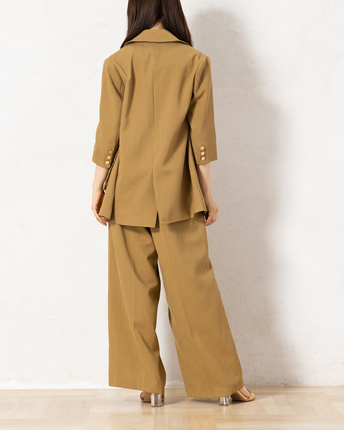 センタープレスワイドパンツ