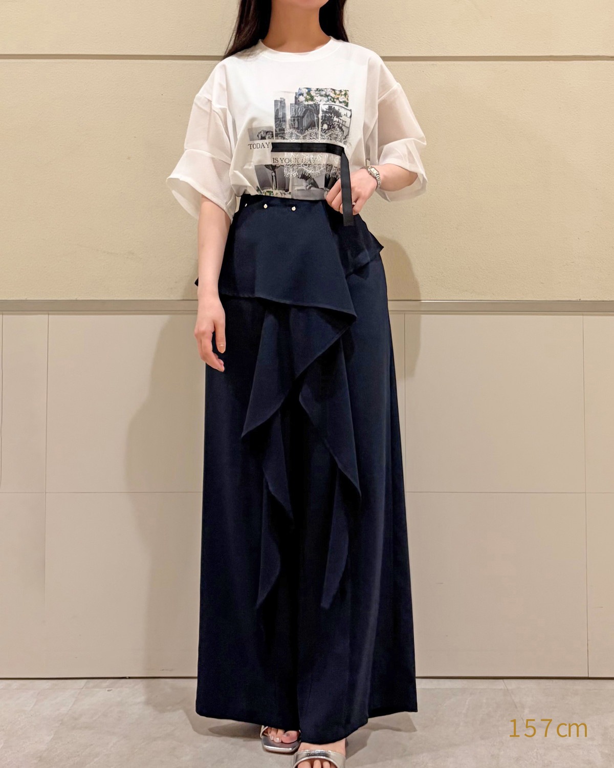 ドレープフリルワイドパンツ